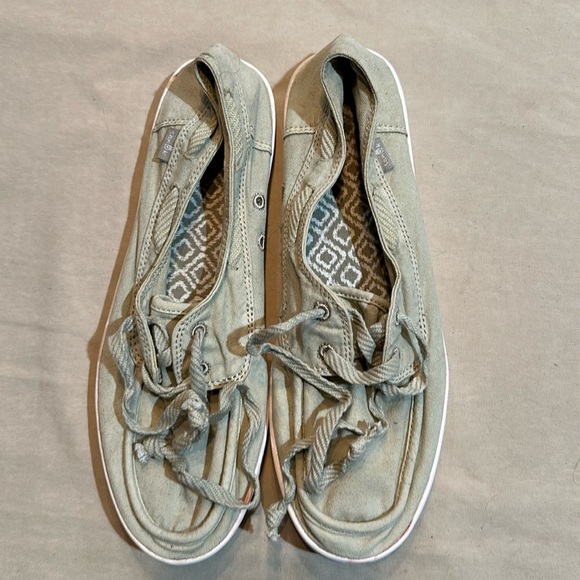 Sanuk Women's Pair O Sail, Olive Canvas, Size 9 - Picture 1 of 7